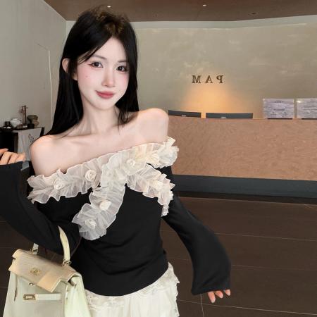 FA43112# 春秋性感辣妹一字领露肩长袖T恤立体花朵褶皱荷叶边修身上衣 服裝批發女裝批發服飾貨源