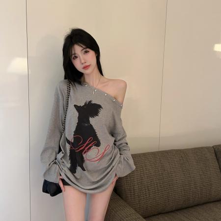 FA43244# 秋季美式复古小狗印花铆钉斜肩宽松长袖T恤女慵懒风上衣 服裝批發女裝批發服飾貨源