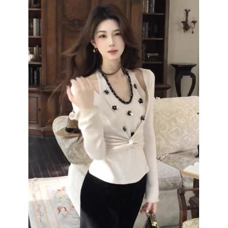 FA43301# 法式设计感镶钻露肩假两件针织衫女秋季新款洋气扭结挂脖上衣 服裝批發女裝批發服飾貨源