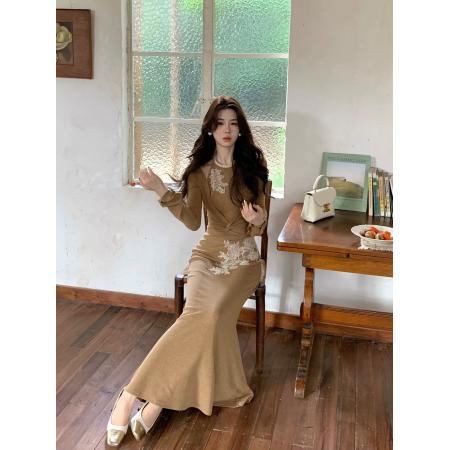 FA43376# 木子李的李焦糖绣影假两件优雅风连衣裙蕾丝修身垂感鱼尾长裙 服裝批發女裝批發服飾貨源