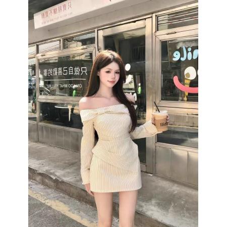 贵气条纹早秋蝴蝶结一字肩设计感收腰显瘦上衣女半裙 服裝批發女裝批發服飾貨源