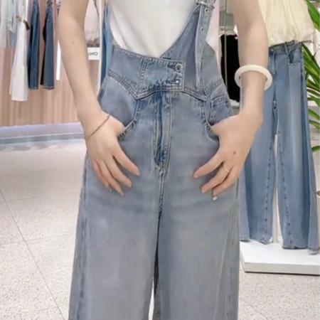 FA43514# 高腰显瘦牛仔背带裤女秋季新款宽松垂感直筒阔腿拖地休闲裤子 服裝批發女裝批發服飾貨源