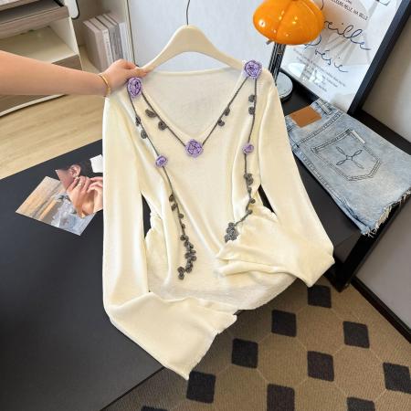 设计感立体玫瑰花飘带长袖针织衫女新款内搭打底衫很仙的上衣 服裝批發女裝批發服飾貨源