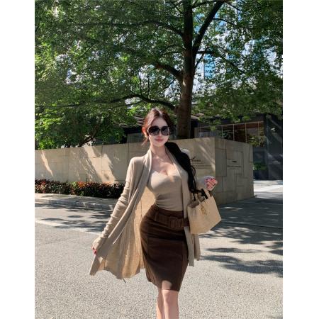 FA43583# 修身吊带宽松慵懒针织开衫两件套女复古高腰麂皮绒半身裙 服裝批發女裝批發服飾貨源