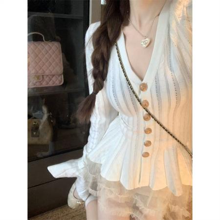 FA43608# 黑色毛衣开衫女秋季新款千金感喇叭袖上衣长袖针织衫 服裝批發女裝批發服飾貨源