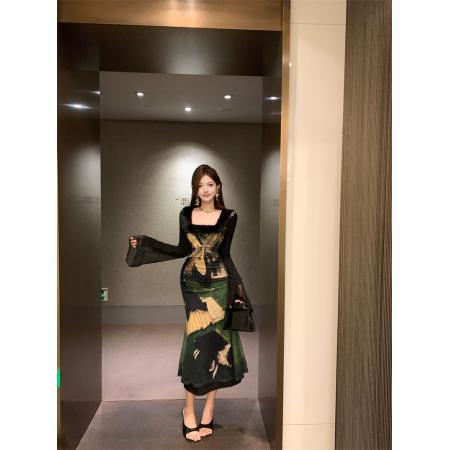 FA43671# 中世纪复古欧洲油画风环保毛大方领鱼尾连衣裙长裙 服裝批發女裝批發服飾貨源