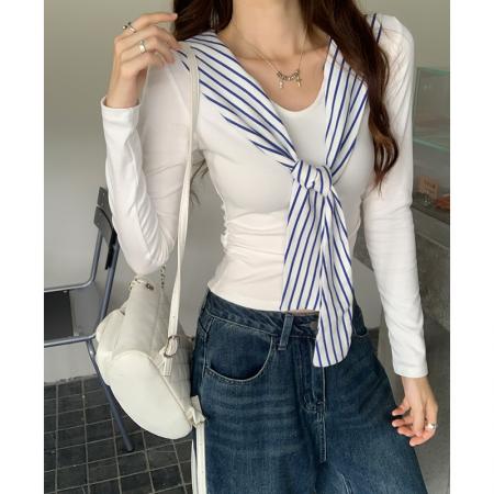 FA43690# 蓝色条纹披肩v领t恤女早秋高级感韩系修身打底内搭褶皱 服裝批發女裝批發服飾貨源