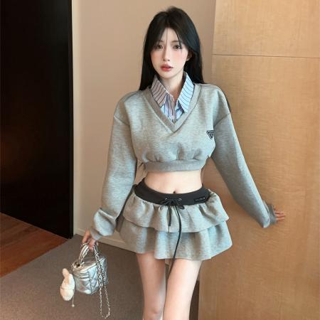 FA43752# 学院风假两件拼接衬衫领短款卫衣女小个子显瘦短裙jk套装 服裝批發女裝批發服飾貨源