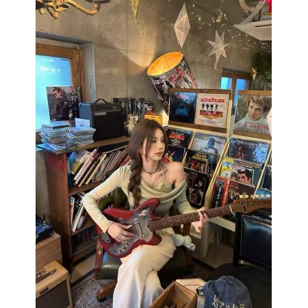 FA43759# 假两件斜肩荡领长袖T恤女蕾丝挂脖打底衫上衣 服裝批發女裝批發服飾貨源
