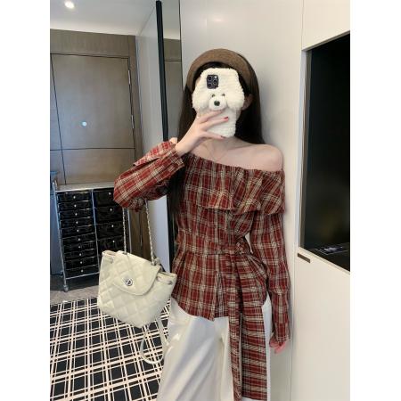 FA43772# 美拉德撞色格子一字肩衬衫绑带收腰不规则氛围感上衣 服裝批發女裝批發服飾貨源