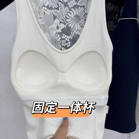 FA43859# 纯欲性感后背镂空蕾丝吊带背心早秋新款一体式带胸垫时尚美背上衣 服裝批發女裝批發服飾貨源