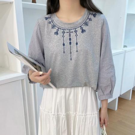FA43995# 秋季新款民族风上衣女小个子宽松圆领长袖减龄时尚复古刺绣t恤潮  服裝批發女裝批發服飾貨源