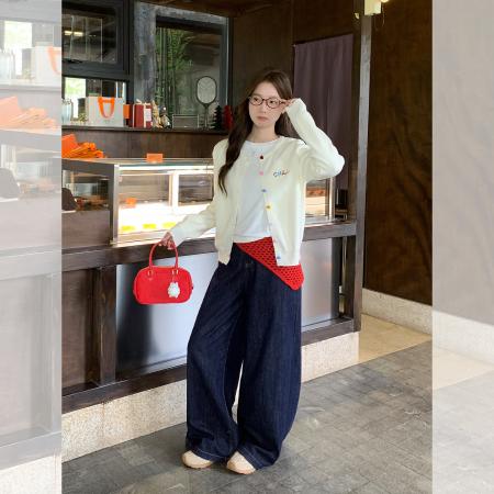 FA44010# 圆领长袖毛针织开衫外套女秋季穿搭纽扣刺绣宽松显瘦上衣  服裝批發女裝批發服飾貨源