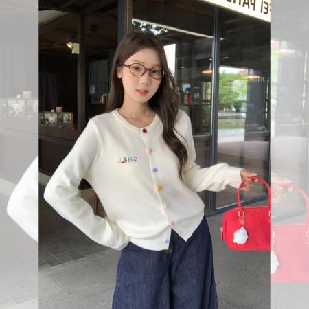 FA44010# 圆领长袖毛针织开衫外套女秋季穿搭纽扣刺绣宽松显瘦上衣  服裝批發女裝批發服飾貨源