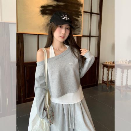 FA44011# 斜领露肩长袖卫衣女挂脖吊带秋季宽松显瘦两件套上衣  服裝批發女裝批發服飾貨源