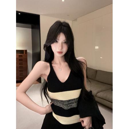 FA44030# 加厚设计感毛衣披肩条纹针织吊带背心针织上衣两件套装  服裝批發女裝批發服飾貨源