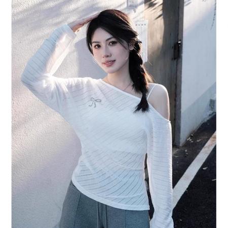 FA44045# 纯欲斜肩针织长袖T恤女早秋宽松罩衫不规则露肩上衣  服裝批發女裝批發服飾貨源