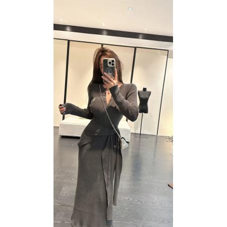 FA44075# 秋冬新款美式御姐风高级感显瘦修身连衣裙带垫肩  服裝批發女裝批發服飾貨源