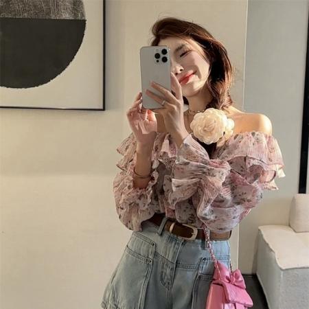 FA44085# 秋季新款甜美一字肩碎花衫女宽松喇叭袖长袖上衣  服裝批發女裝批發服飾貨源
