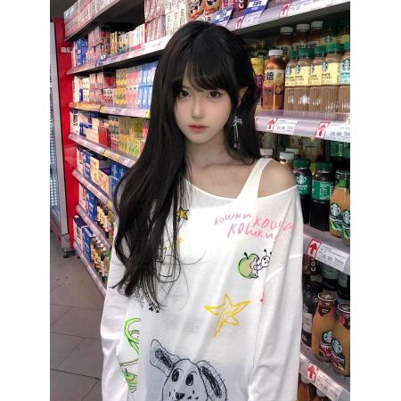 FA44178# 涂鸦印花斜领长袖t恤女夏季薄款防晒罩衫独特漂亮斜肩上衣ins 服裝批發女裝批發服飾貨源