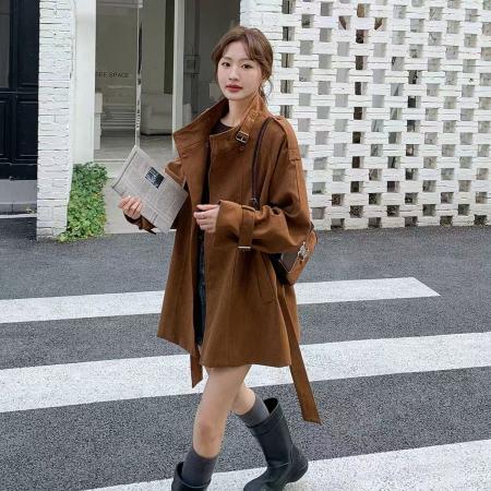 FA44234# 咖色工装风衣外套女秋季新款美拉德穿搭短款小个子麂皮绒大衣 服裝批發女裝批發服飾貨源