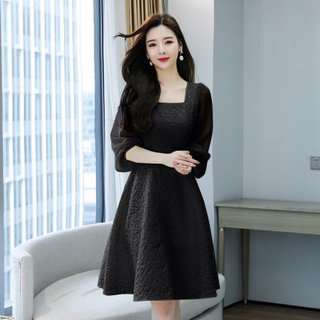 轻奢高级感气质白色连衣裙女秋季大码胖mm收腰减龄别致a字裙. 服裝批發女裝批發服飾貨源