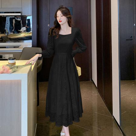 大码法式赫本风方领气质连衣裙女秋冬胖mm高腰梨形身材显瘦小黑裙 服裝批發女裝批發服飾貨源