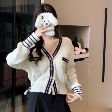 FA44258# 小香风拼接撞色V领加厚保暖针织开衫竖坑条毛衣外套上衣 服裝批發女裝批發服飾貨源