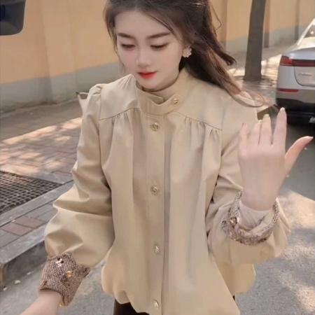 巨好看的早秋卡其色短款外套新款韩系独特漂亮夹克上衣 服裝批發女裝批發服飾貨源