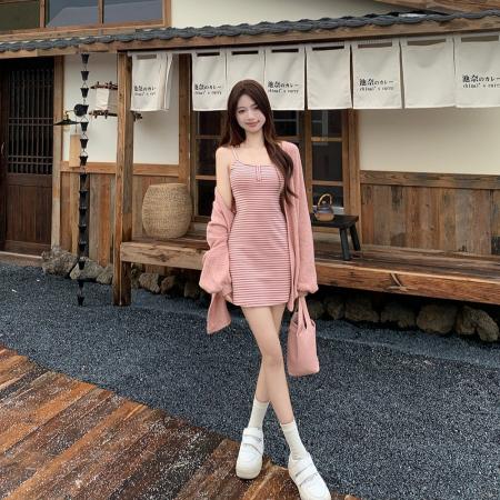 纯欲风减龄套装女秋季新款长袖开衫上衣显瘦吊带连衣裙两件套 服裝批發女裝批發服飾貨源