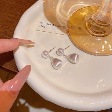 CX13552# 最便宜饰品批发 轻奢小众金属感哑光磨砂拉丝水滴形耳环时尚百搭气质珍珠耳钉耳饰