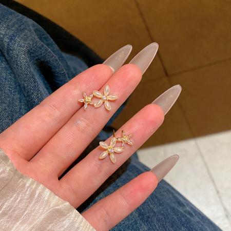 CX13599# 最便宜饰品批发 韩系独特设计感珍珠花朵耳钉女百搭气质精致微镶锆石耳环网红耳饰