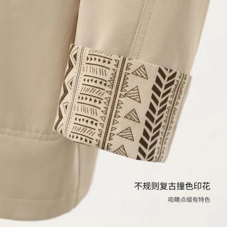 FA44387# 百搭宽松翻领双排扣袖口拼接撞色印花短款风衣 服裝批發女裝批發服飾貨源