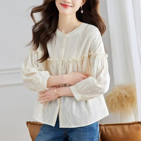 FA44399# 秋新款木耳边灯笼袖上衣纯棉圆领衬衣杏色绣花衬衫女长袖淑女 服裝批發女裝批發服飾貨源