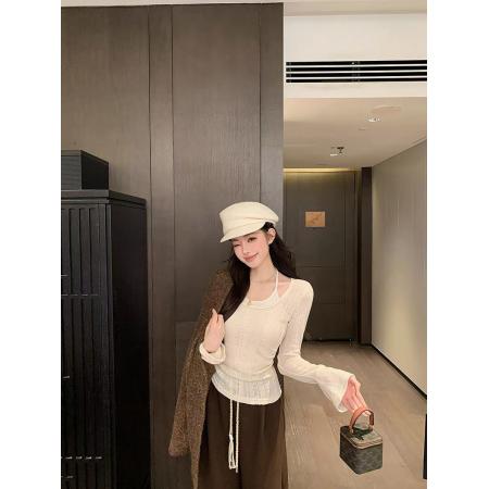 FA44500# 秋冬新款气质洋气设计感吊带假两件上衣女 服裝批發女裝批發服飾貨源