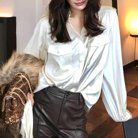 FA44559# 龍喜儿复古港风设计感缎面衬衫女秋冬小众宽松显瘦长袖上衣 服裝批發女裝批發服飾貨源