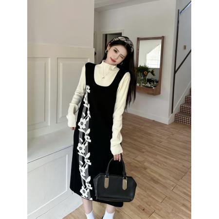 FA44566# 大码女装秋冬胖MM设计感显瘦内搭小黑裙气质假两件针织连衣裙 服裝批發女裝批發服飾貨源