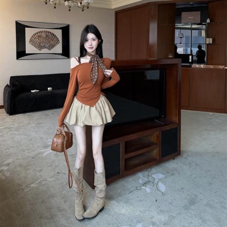 FA44669# 甜美波点丝巾露肩斜肩长袖羊绒上衣T花苞裙女冬时尚套装 服裝批發女裝批發服飾貨源