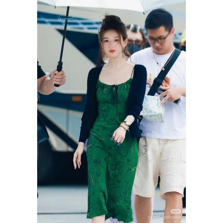 LN76326# 许我耀眼赵露思许妍同款欧美辣妹纯欲风蝴蝶印花绿色吊带连衣裙女 服裝批發女裝批發服飾貨源