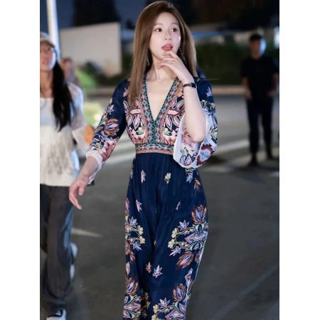 LN76329# 许我耀眼赵露思许妍同款衣服穿搭黑色碎花吊带连衣裙蕾丝拼接长裙 服裝批發女裝批發服飾貨源