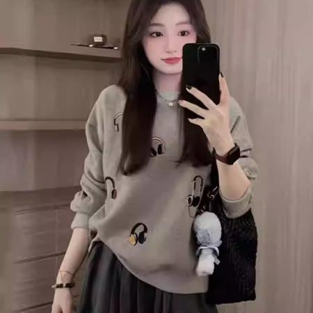 FA44816# 韩国外贸新款华棉刷毛卫衣女刺绣戴耳机韩系ins风刺绣款 服裝批發女裝批發服飾貨源