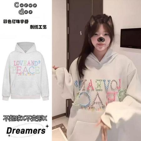 FA44818# 云朵绒复合薄款，厚款复古彩色钉珠字母珍珠字母卫衣 服裝批發女裝批發服飾貨源