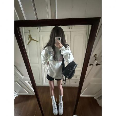 FA44818# 云朵绒复合薄款，厚款复古彩色钉珠字母珍珠字母卫衣 服裝批發女裝批發服飾貨源