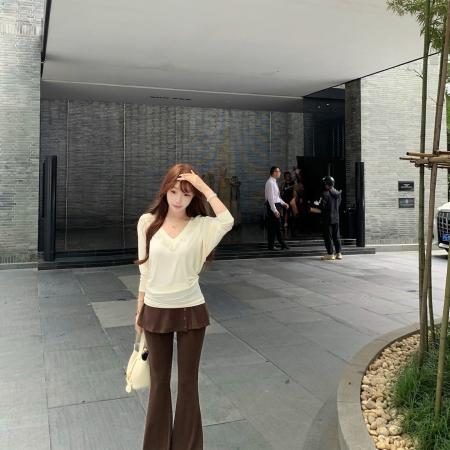 FA44834# 甜美V领正肩蕾丝花边蝙蝠长袖设计T恤女秋季宽松上衣 服裝批發女裝批發服飾貨源