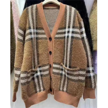 FA44882# 冬装新款大板型大码女装格子撞色宽松慵懒风格纹毛衣外套针织开衫 服裝批發女裝批發服飾貨源