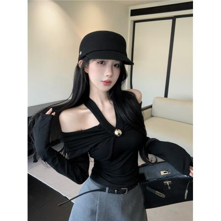 FA45074# 辣妹黑色V领修身打底衫设计感挂脖上衣 服裝批發女裝批發服飾貨源