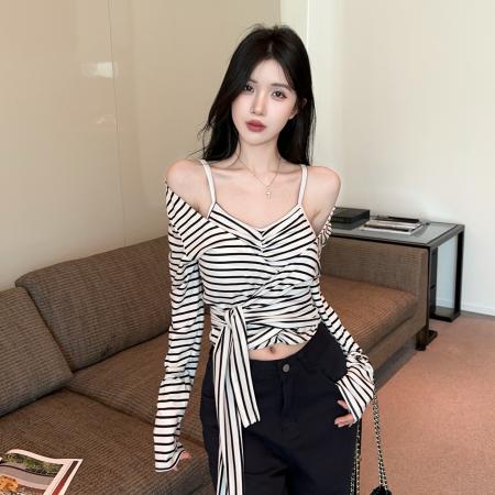 FA45078# 辣妹设计感假两件上衣收腰露肩叠穿条纹T恤 服裝批發女裝批發服飾貨源