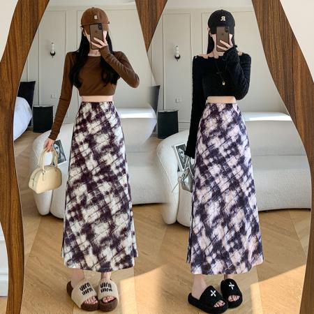 FA45103# 复古格子丝绒半身裙女秋冬新款高腰晕染垂感显瘦气质直筒百搭长裙 服裝批發女裝批發服飾貨源