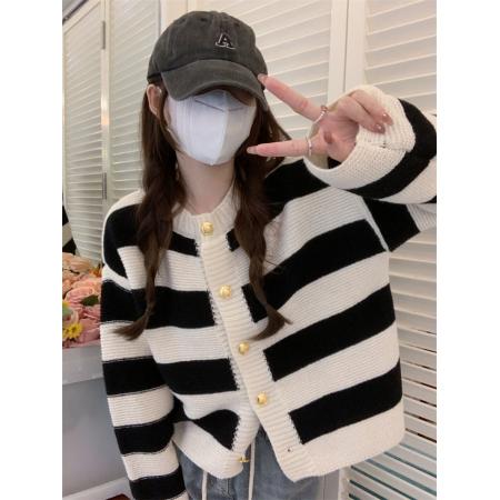 FA45109# 批发价秋冬新款休闲百搭大条纹设计感撞色开衫针织上衣 服裝批發女裝批發服飾貨源