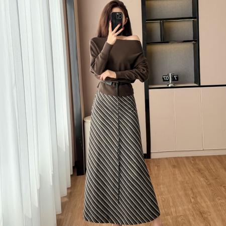 FA45134# 高端时尚套装连衣裙女春秋款超好看御姐风针织条纹半身裙子两件套 服裝批發女裝批發服飾貨源